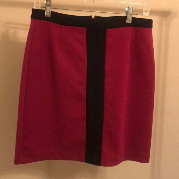 laundry by Shelli Segal Maroon and Black Skirt - 6 - Picture 2 of 7